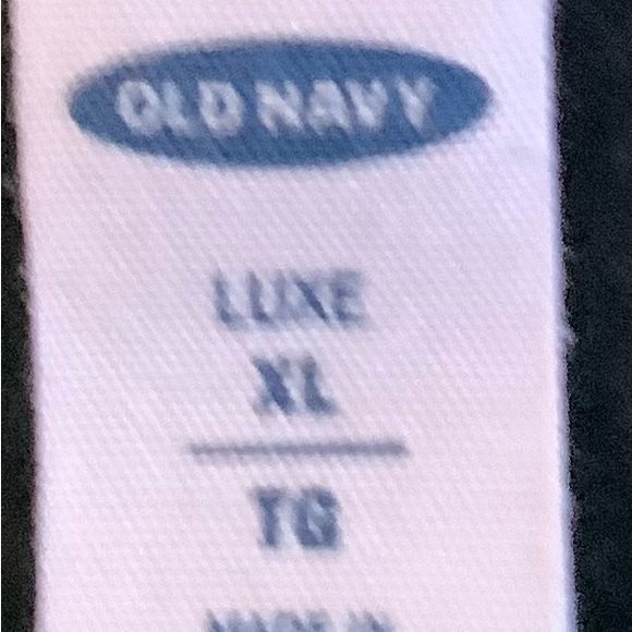 Old Navy Black Top (t-shirt with long sleeves) EUC - Picture 4 of 4